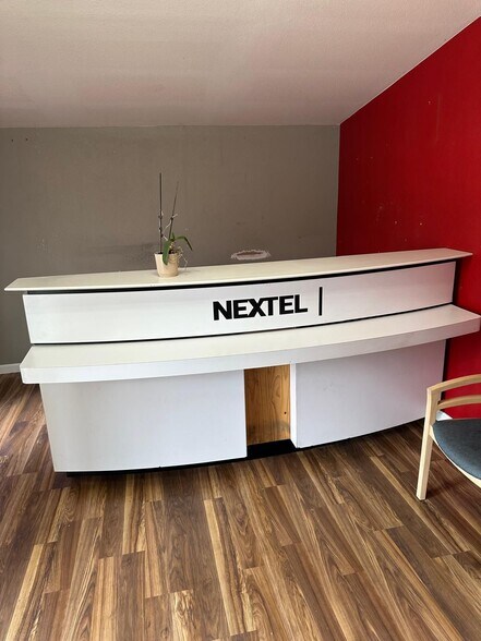 More Photos Of 6201 S Congress Ave, Austin Auto Repair For Lease