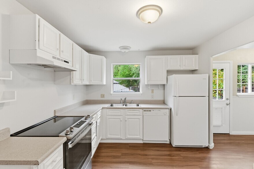 More Photos Of 567 San Geronimo Valley Dr, San Geronimo Apartments For Sale