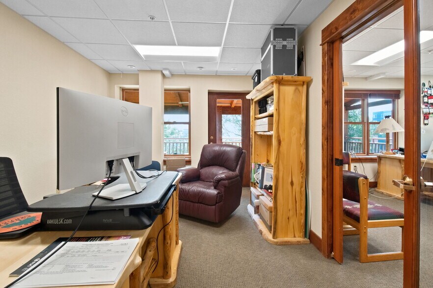 More Photos Of 230 Cherry St, Fort Collins Office For Sale