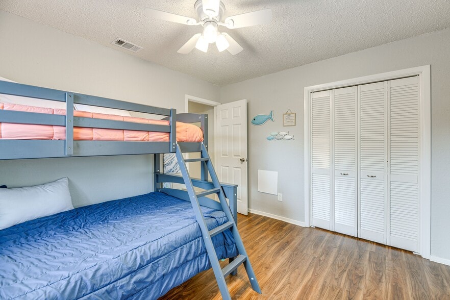 More Photos Of 1524 16th St, Rockport Manufactured Housing Mobile Home Park For Sale
