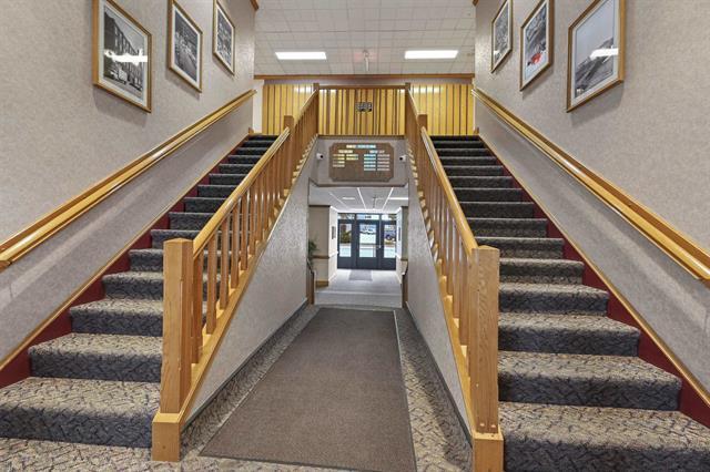 More Photos Of 414 E Walnut St, Green Bay Office For Sale