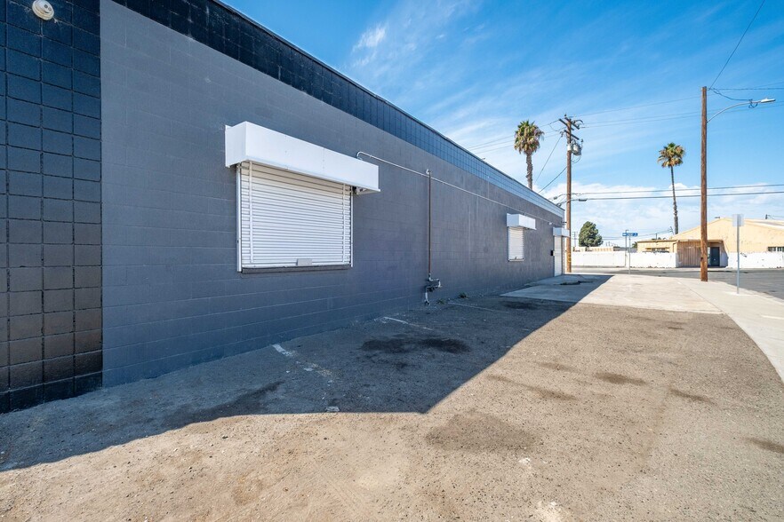 More Photos Of 8100 Electric Ave, Stanton Warehouse For Sale