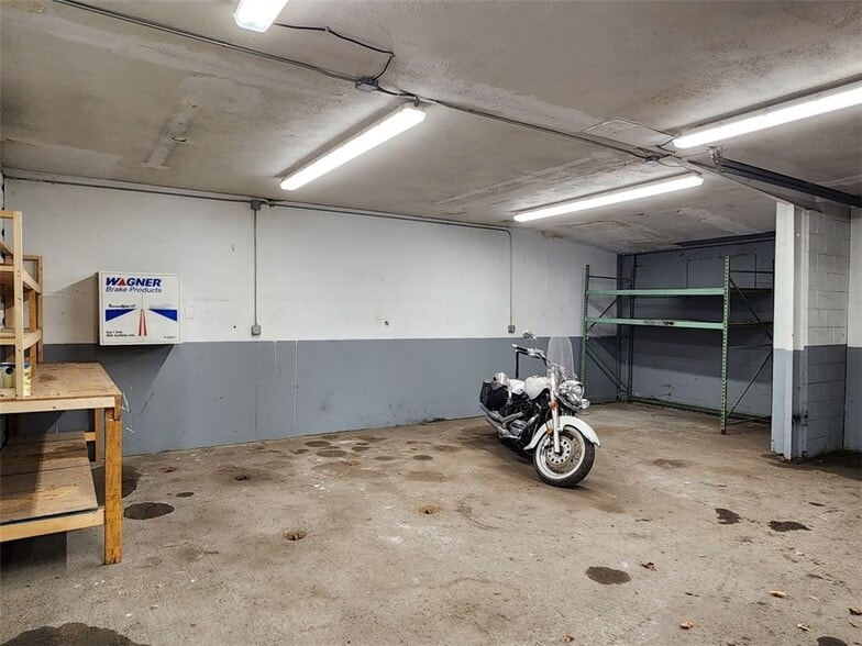 More Photos Of 433 Broadway, Pawtucket Light Distribution For Sale