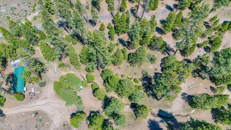 More Photos Of 1 State Hwy 108, Pinecrest Hotel For Sale