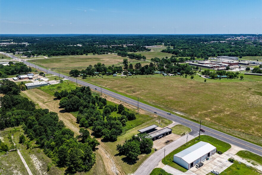 More Photos Of 1902 American Legion dr, Huntsville Specialty For Sale