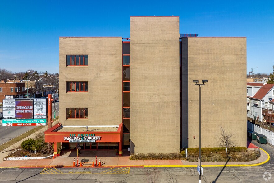More Photos Of 4211 N Cicero Ave, Chicago Medical For Lease