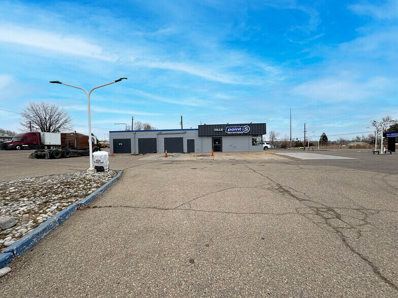 More Photos Of 8001 Washington St, Thornton Auto Repair For Lease