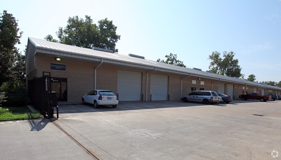 Primary Photo Of 6111 Milwee St, Houston Unknown For Lease
