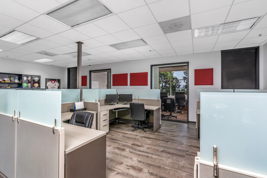 More Photos Of 6B Liberty, Aliso Viejo Office For Sale