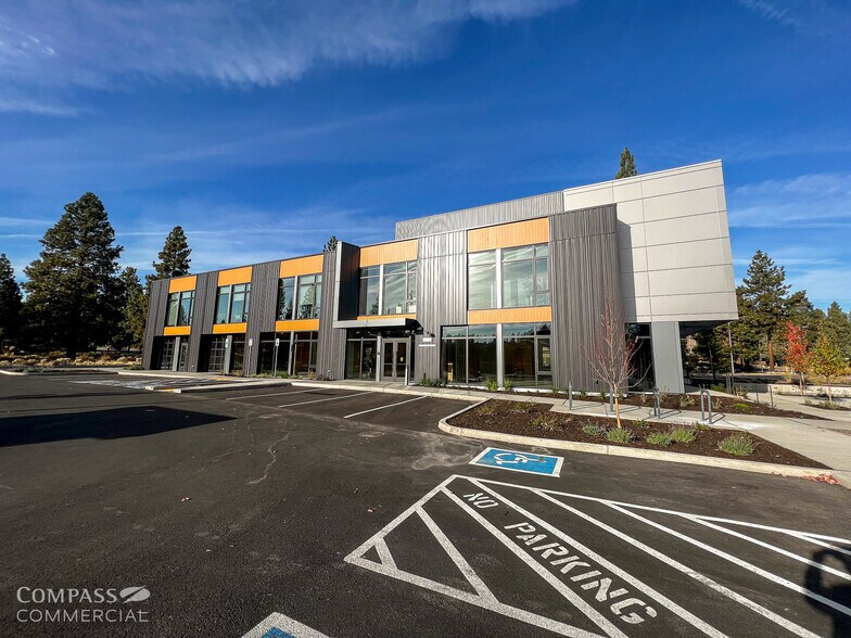 More Photos Of NW Shevlin Park Rd & Crossing Dr, Bend Unknown For Lease