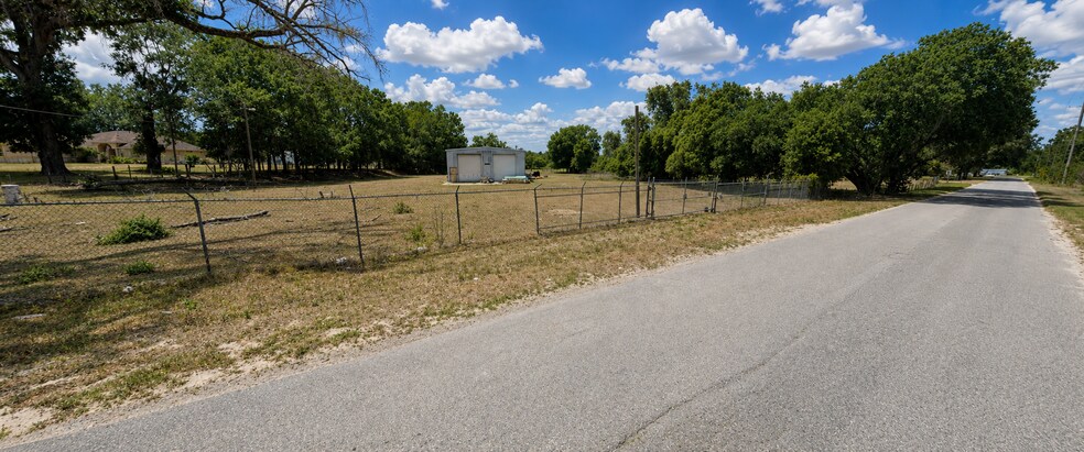 Primary Photo Of 16415 14th st, Dade City General Retail For Sale