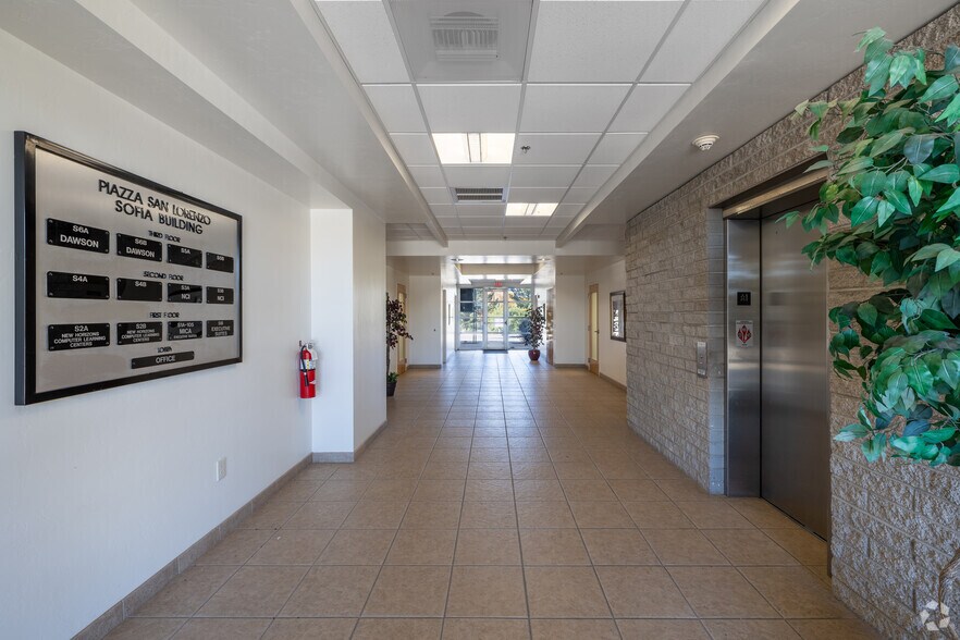 More Photos Of 500 N Garden Ave, Sierra Vista Office For Lease