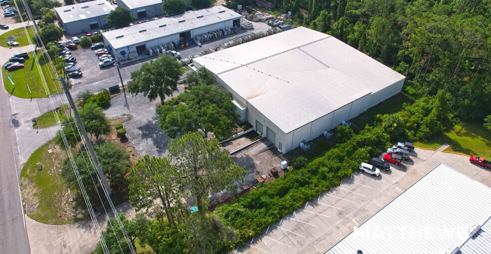 More Photos Of 15 Hargrove Grade, Palm Coast Warehouse For Lease