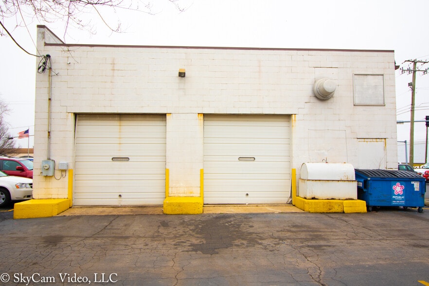 More Photos Of 16800 State St, South Holland Warehouse For Sale