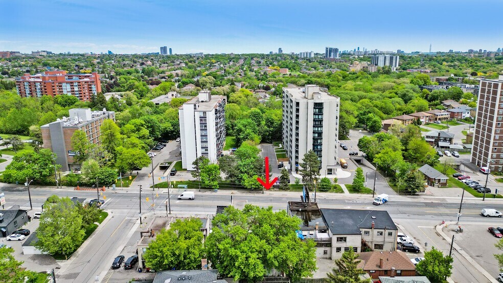 More Photos Of 1784 Jane St, Toronto Storefront Retail Office For Sale