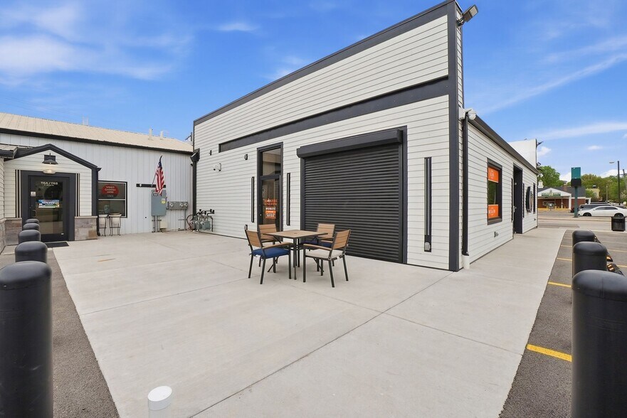 More Photos Of 116-118 S Water St, Wilmington Storefront Retail Office For Sale