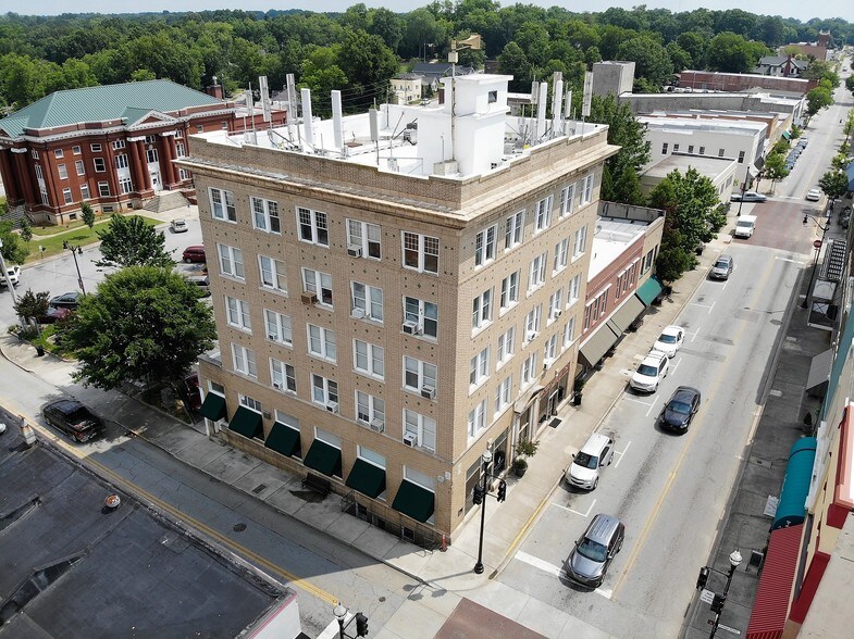 More Photos Of 1303 Main St, Newberry Office Residential For Sale