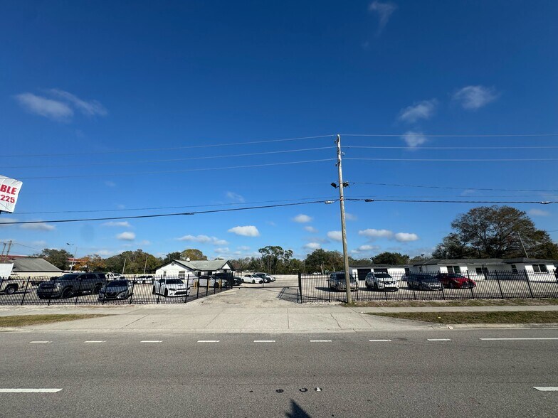 More Photos Of 16313 US Highway 19 N, Clearwater Land For Lease