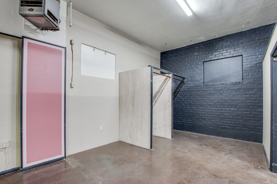 More Photos Of 420-424 E 6th St, Tucson Storefront For Lease