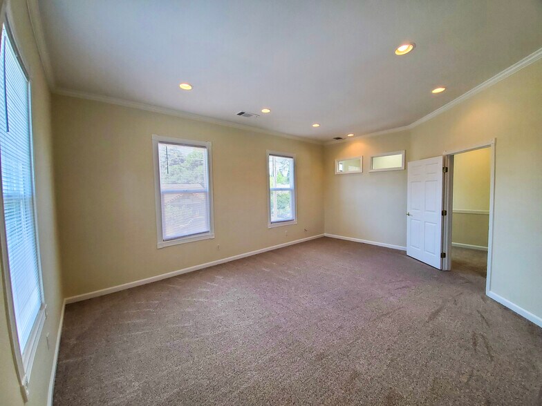 More Photos Of 448 Sebastopol Ave, Santa Rosa Office Residential For Sale