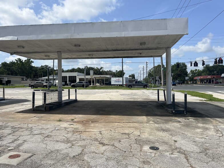 More Photos Of 100 Ponce de Leon Blvd, Brooksville Service Station For Sale