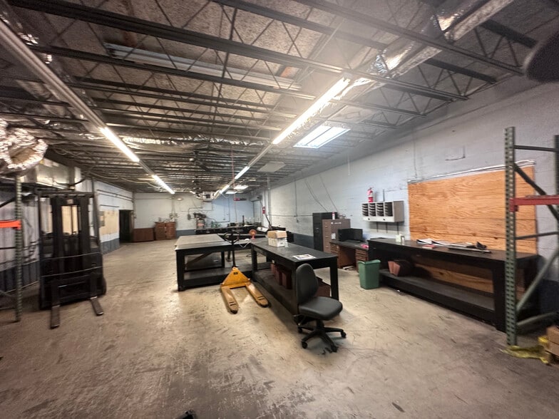 More Photos Of 525 Avenue V St, Bogalusa Office For Sale