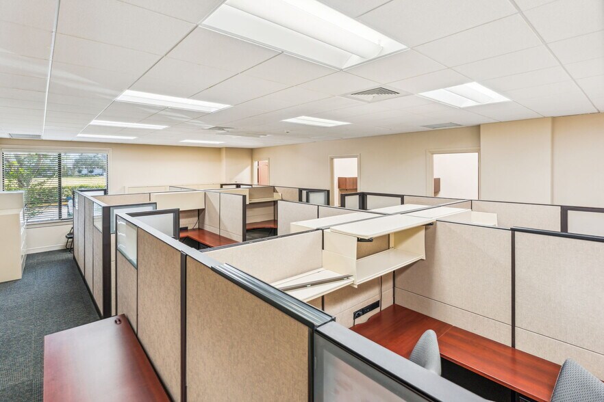 More Photos Of 3945 W Atlantic Ave, Delray Beach Office For Lease