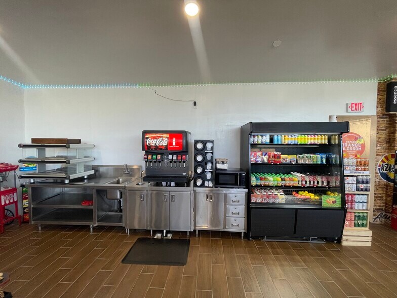 More Photos Of 4126 E Bell Rd, Phoenix Convenience Store For Sale