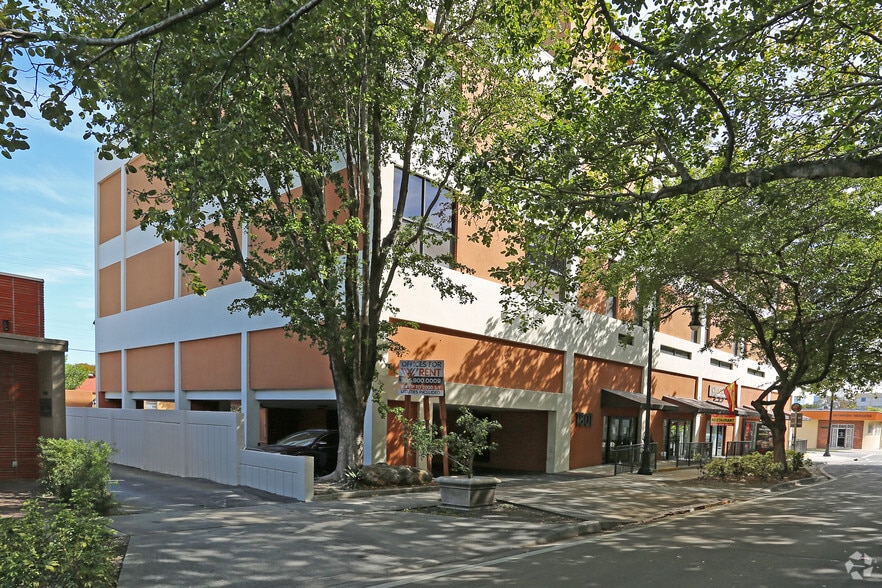 More Photos Of 1801 Coral Way, Miami Medical For Lease