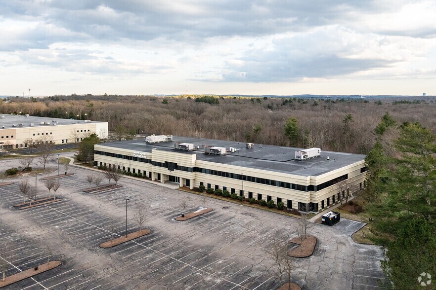 More Photos Of 9 Industrial Rd, Milford Office For Lease