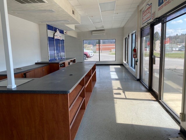 More Photos Of 708 McAteer St, Houtzdale General Retail For Sale