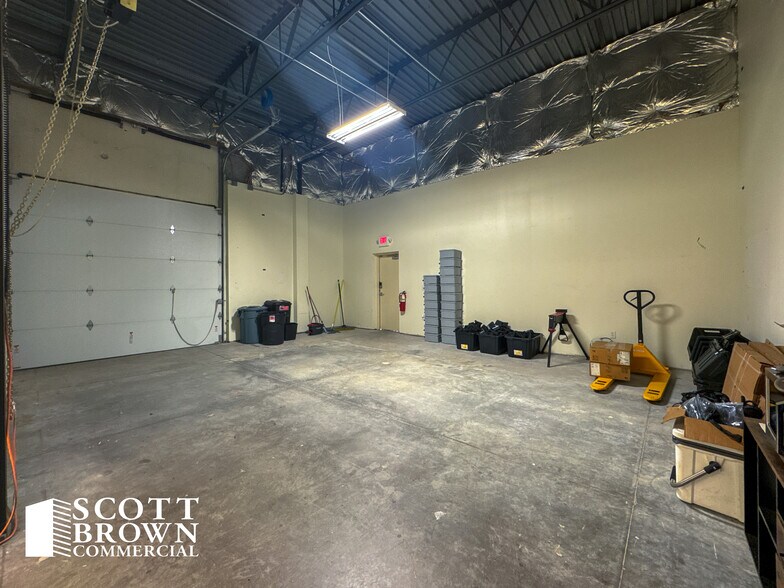 More Photos Of 3317 Essex Dr, Richardson Research And Development For Lease