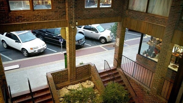 More Photos Of 814 E Broadway, Columbia Storefront Retail Office For Lease