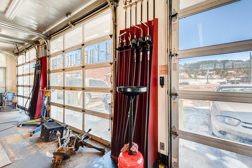More Photos Of 1027 E Hwy 24, Woodland Park Auto Repair For Sale