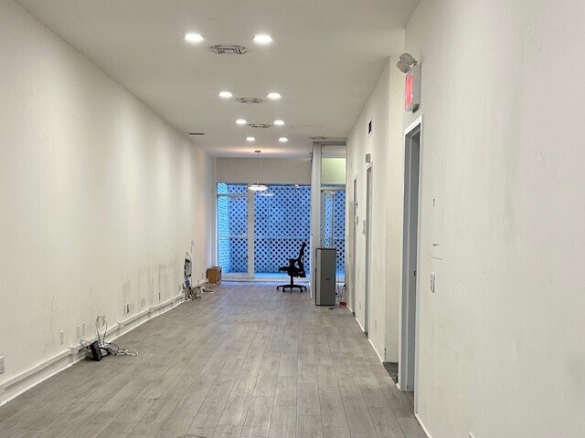 More Photos Of 122 E 55th St, New York Medical For Sale