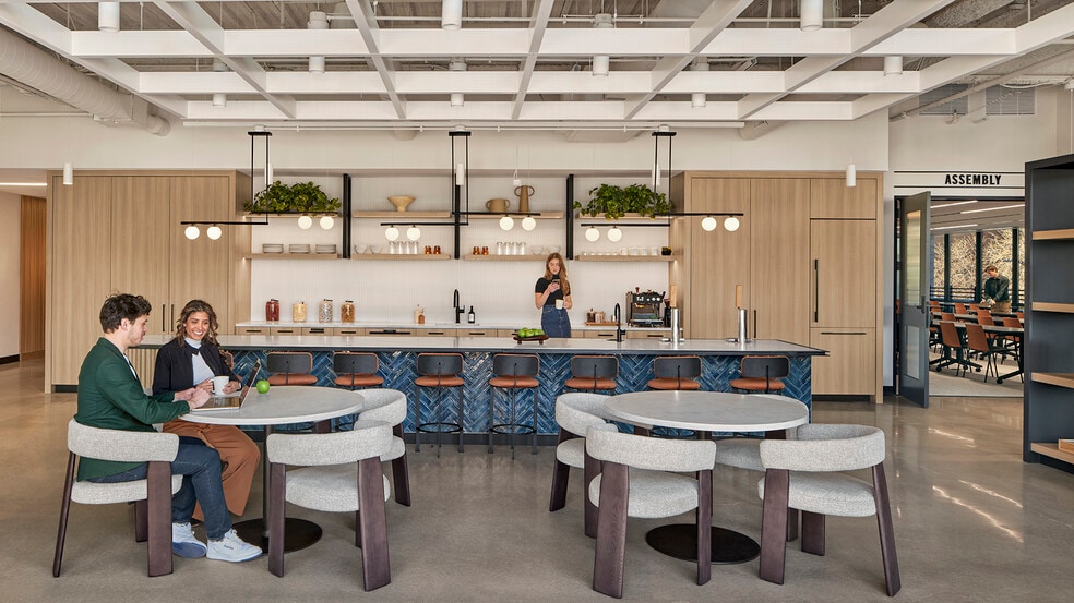 More Photos Of 1800 Larimer St, Denver Office For Lease