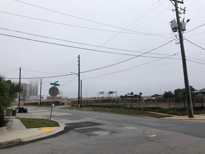 More Photos Of 1345 Nira St, Jacksonville Freestanding For Sale