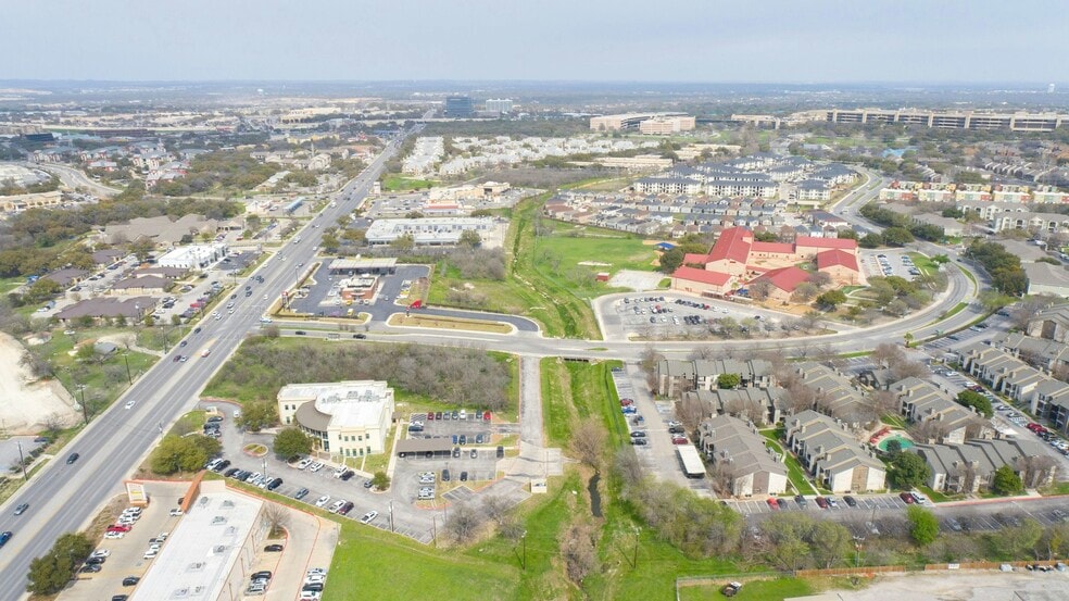 More Photos Of 9910 Huebner Rd, San Antonio Medical For Lease