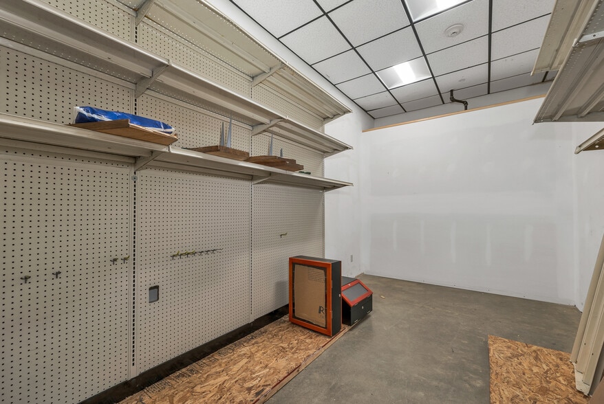 More Photos Of 149 State St, Groveton Freestanding For Sale