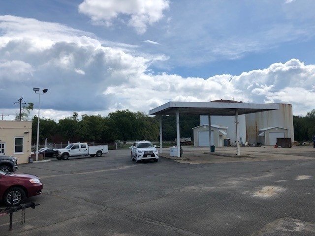 More Photos Of 413 Bickerstaff Rd, Richmond Service For Sale