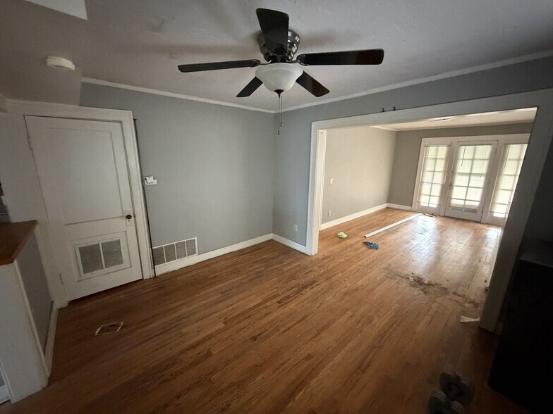 More Photos Of 2734 Charlotte St, Kansas City Apartments For Sale
