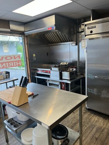 More Photos Of 439 Heffner St, Minersville Restaurant For Sale