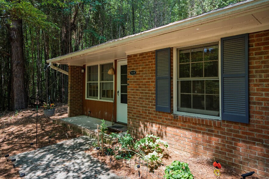 More Photos Of 547 Cedar Lake Rd, Chapel Hill Multifamily For Sale