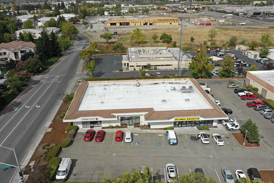 More Photos Of 320-480 Rohnert Park Expy, Rohnert Park Unknown For Lease