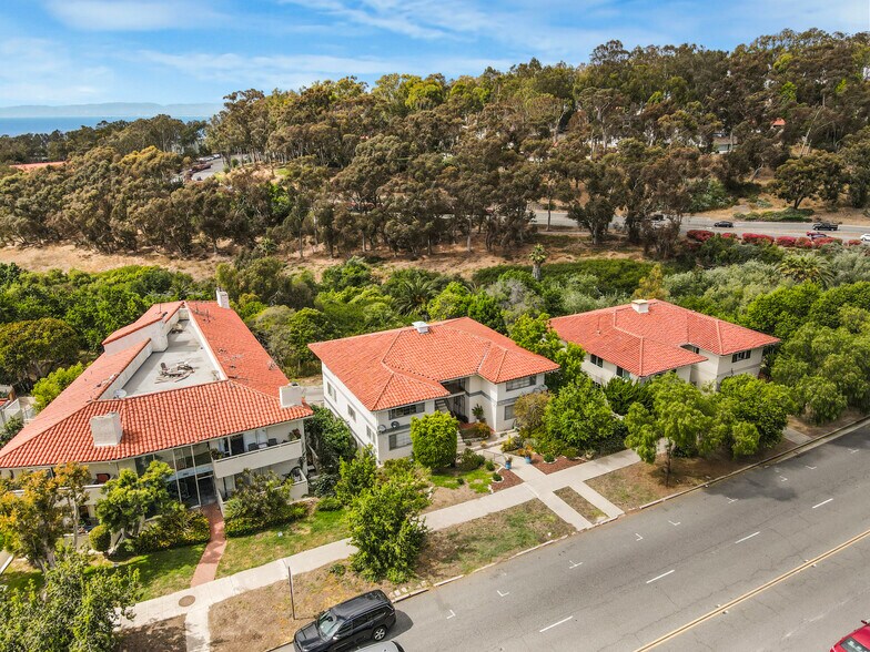 More Photos Of 229 Palos Verdes Dr W, Palos Verdes Estates Multifamily For Sale