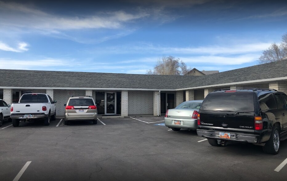 More Photos Of 590 W State Rd, Pleasant Grove Office Residential For Lease