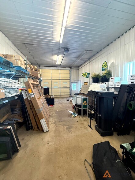 More Photos Of 8150 E Fulton St, Ada Flex For Lease