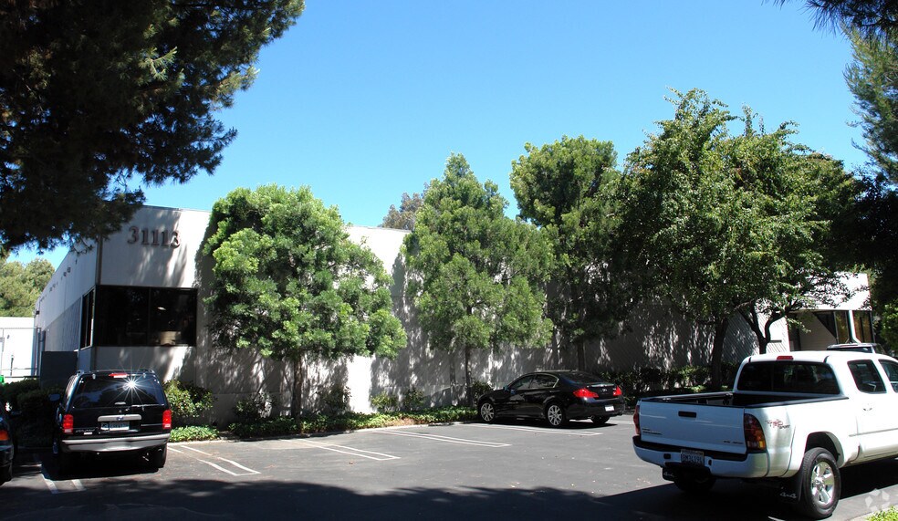 More Photos Of 31113 Via Colinas, Westlake Village Warehouse For Sale