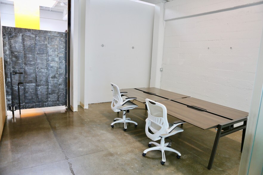 More Photos Of 320-330 Fell St, San Francisco Loft Creative Space For Lease