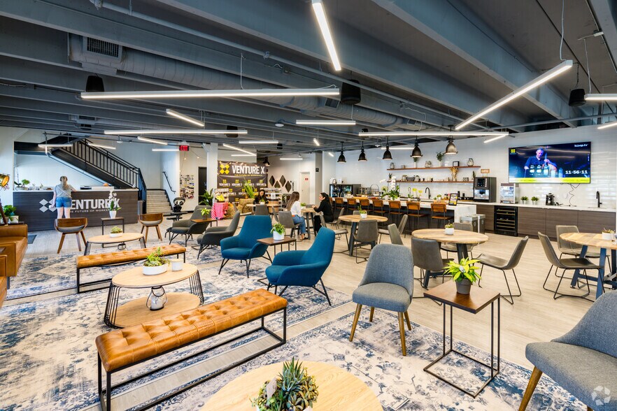 More Photos Of 9555 SW 175th Ter, Palmetto Bay Coworking Space